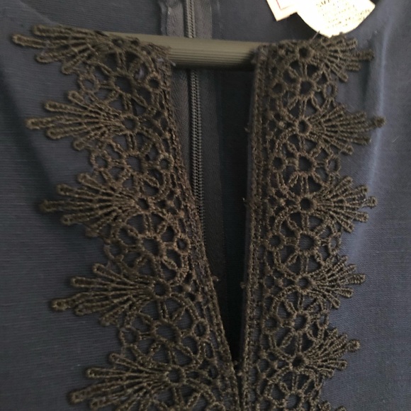 Love...Ady Dress - Picture 2 of 5